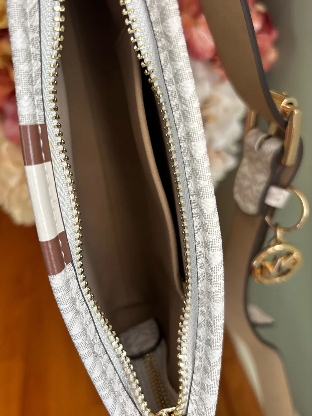 Michael Kors Signature Belt Bag/Fanny Pack – Like New